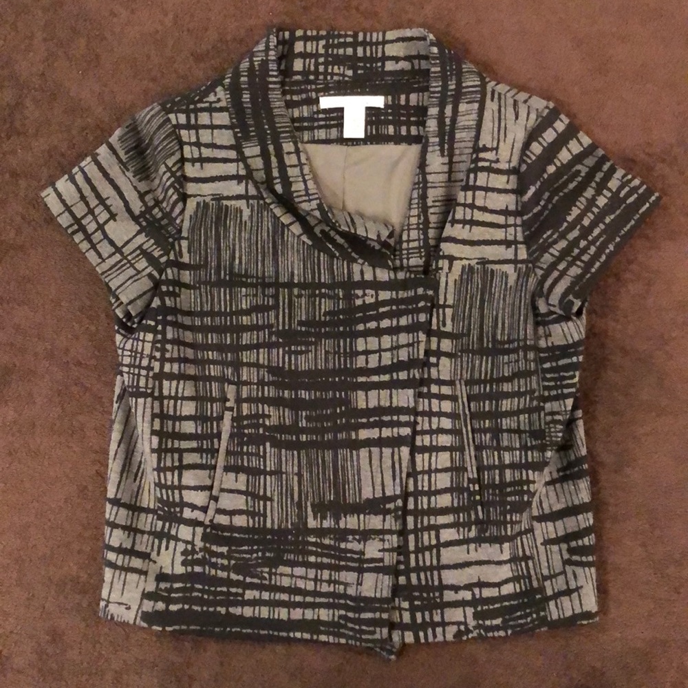 Black and grey cropped jacket